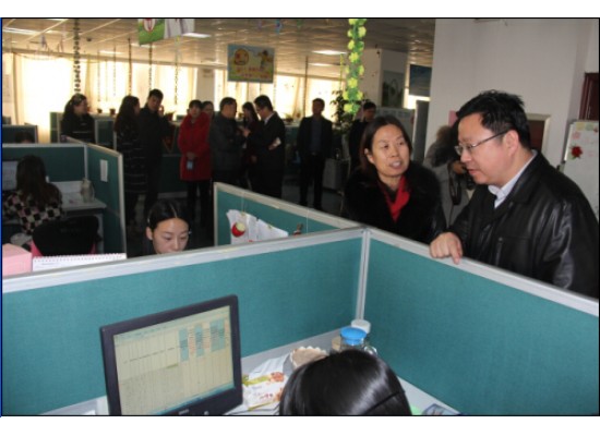 中國(guó)青年報(bào)編委、共青團(tuán)新聞中心部主任黃勇 一行來(lái)我公司調(diào)研指導(dǎo)工作